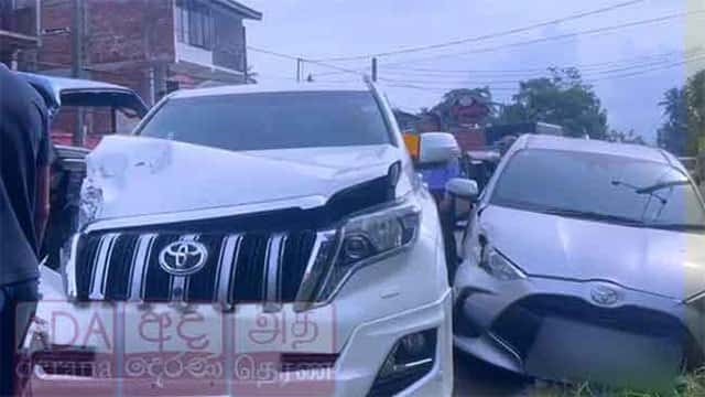 Three-vehicle collision on Panadura-Horana Road leaves two injured