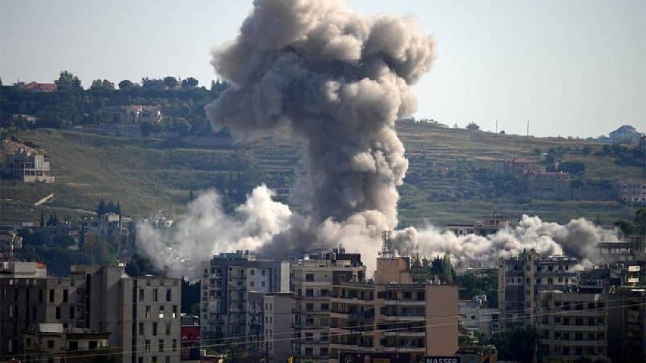 US strikes Iran and Bahrain warns of incoming fire as clashes over shipping routes escalate