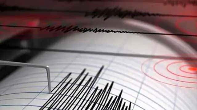 Magnitude 7.1 earthquake hits Japan's Kyushu region, tsunami warning issued