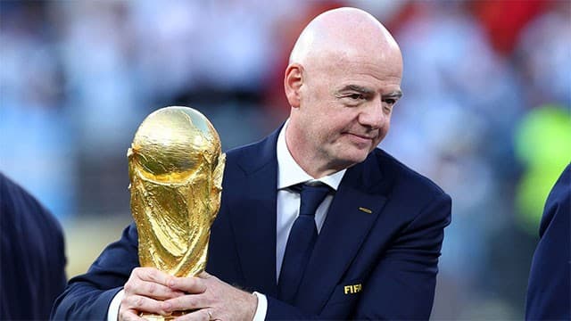 Uefa reacts with fury to Infantino World Cup plan