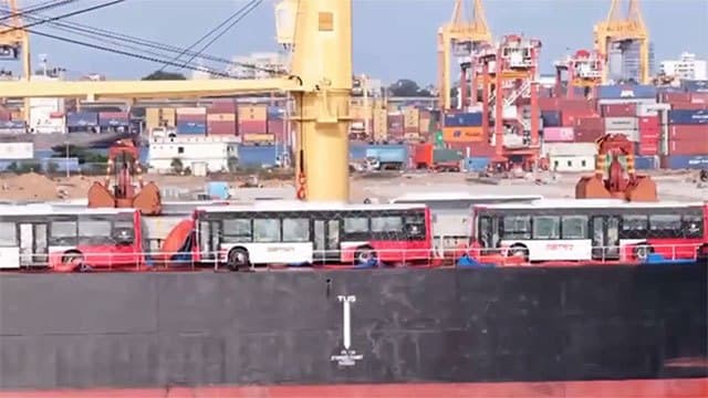 Sri Lanka receives first batch of 104 new Metro buses from China