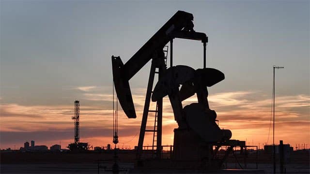 Oil prices drop after Trump orders US forces to hold off on new strikes against Iran
