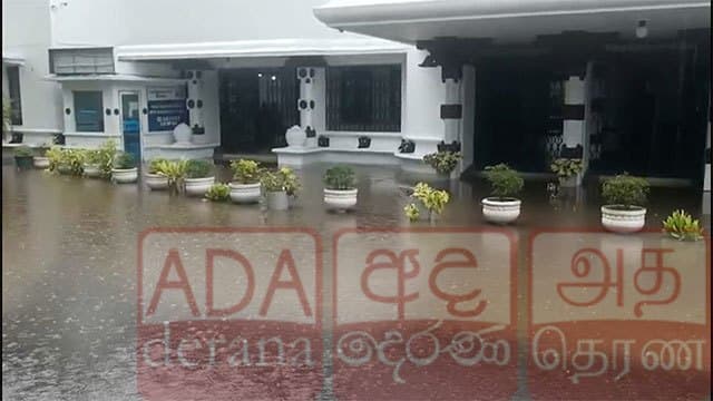 Minor flooding reported in Kandy town