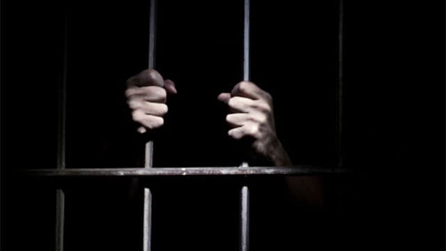 House arrest proposed as alternative to ease prison overcrowding