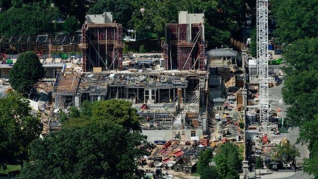 US appeals court blocks Trump’s $400 million White House ballroom project