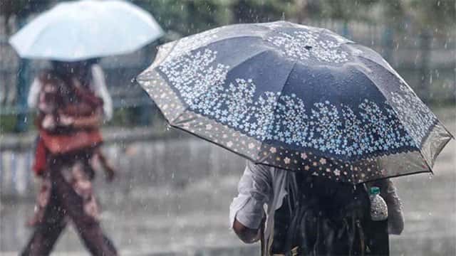 Several spells of showers expected in parts of the island today