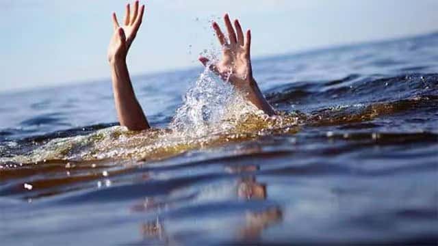 51-year-old man drowns in Nayaru Beach