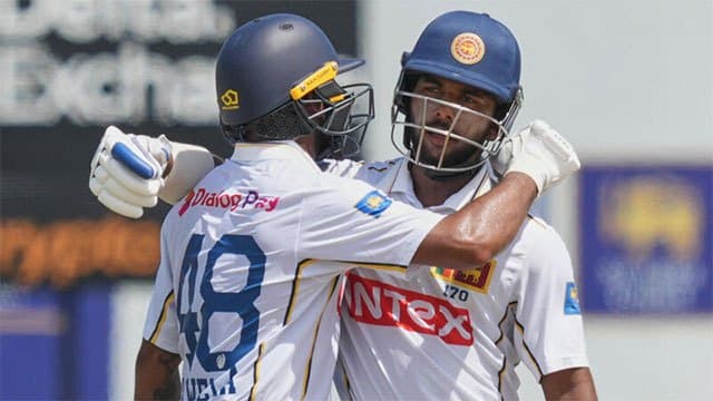 Sri Lanka bowled out for 284 against India in Galle Test