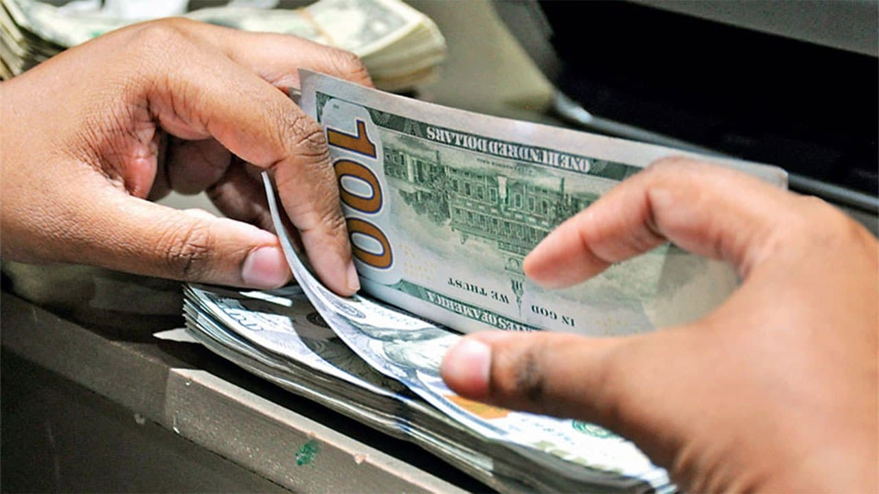 Govt. moves to criminalize unauthorized overseas fund transfers