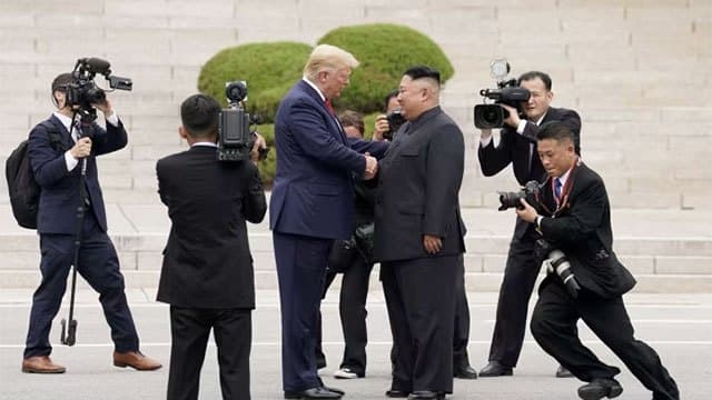 Trump pushes for Kim Jong Un meeting this year, WSJ reports