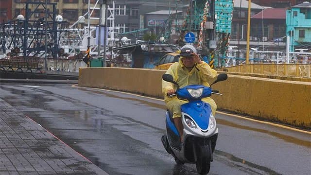 Offices, schools closed in southern Taiwan due to torrential rain