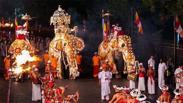 Final Randoli Perahera scheduled to parade through Kandy tonight