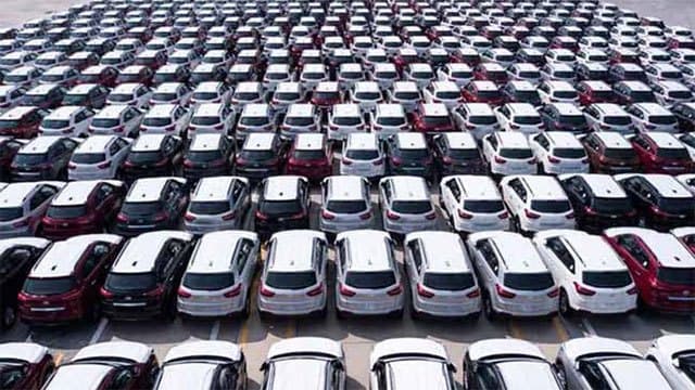 Customs-held vehicles left to deteriorate for years, audit reveals