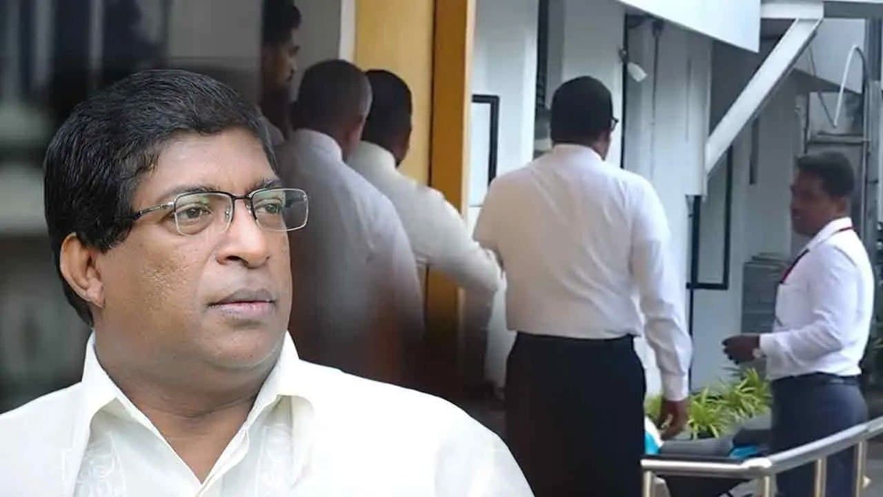 Ravi Karunanayake granted bail in corruption case