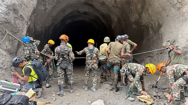 Nepal teams seek hundreds trapped in hydropower tunnels after deadly floods