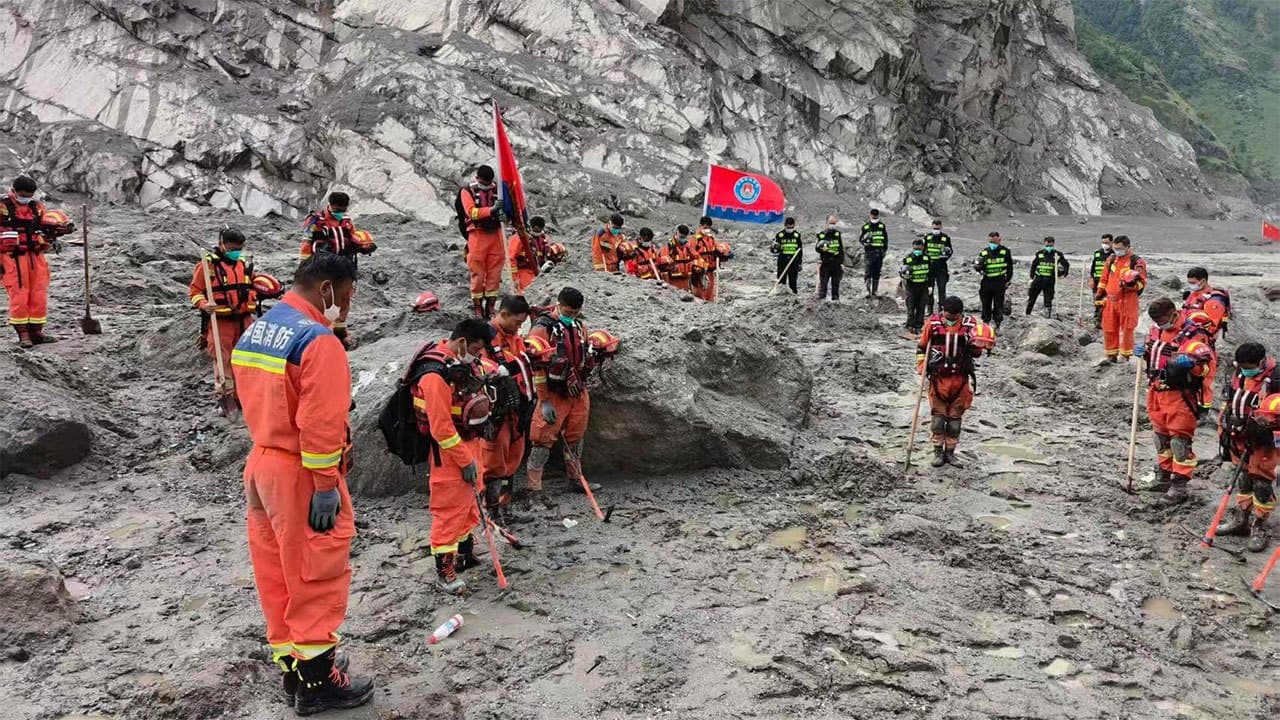 More than 1,000 dead from catastrophic Nepal-China floods