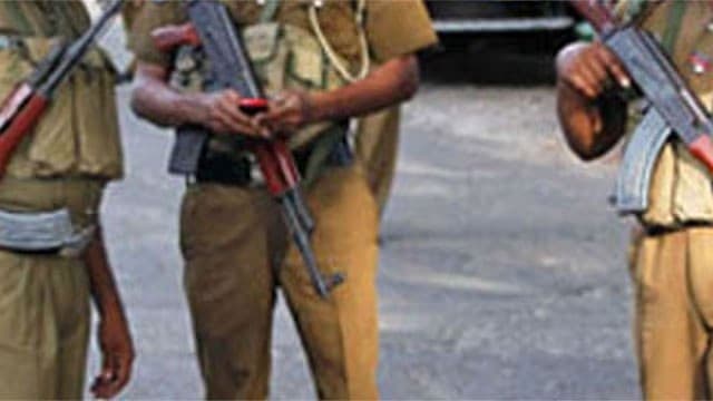 Police open fire at three-wheeler after driver defies orders in Borella