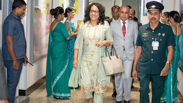 PM Harini returns after concluding official visit to Bhutan