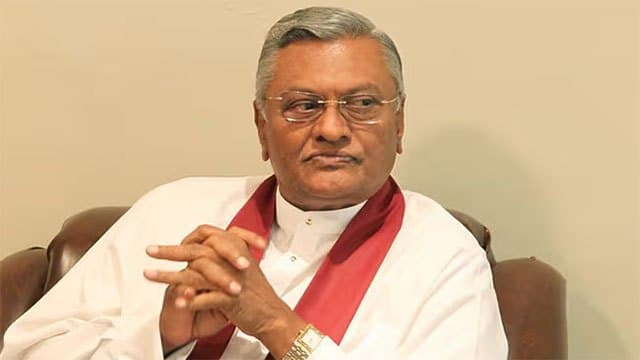 Former Speaker Chamal Rajapaksa arrives at Bribery Commission