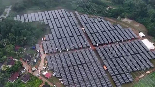First project under 300MW solar programme launched in Veyangoda