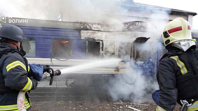Russia hits Ukrainian train shortly after Boris Johnson and top European officials leave station