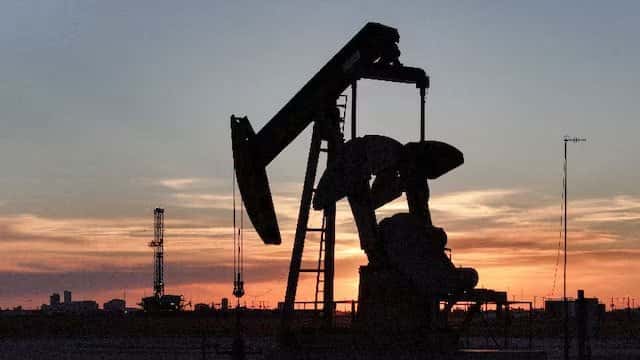 Oil prices jump more than 2% after new strikes on Saudi, Strait of Hormuz