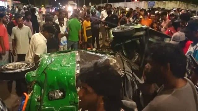 Two killed, 4 injured in multi-vehicle crash at Mattakkuliya