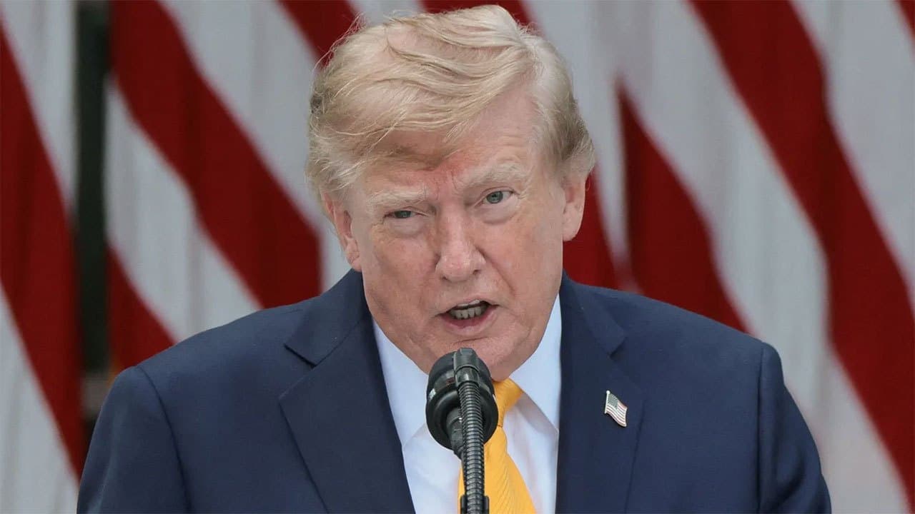 Trump threatens EU over Canada 'associate membership' proposal
