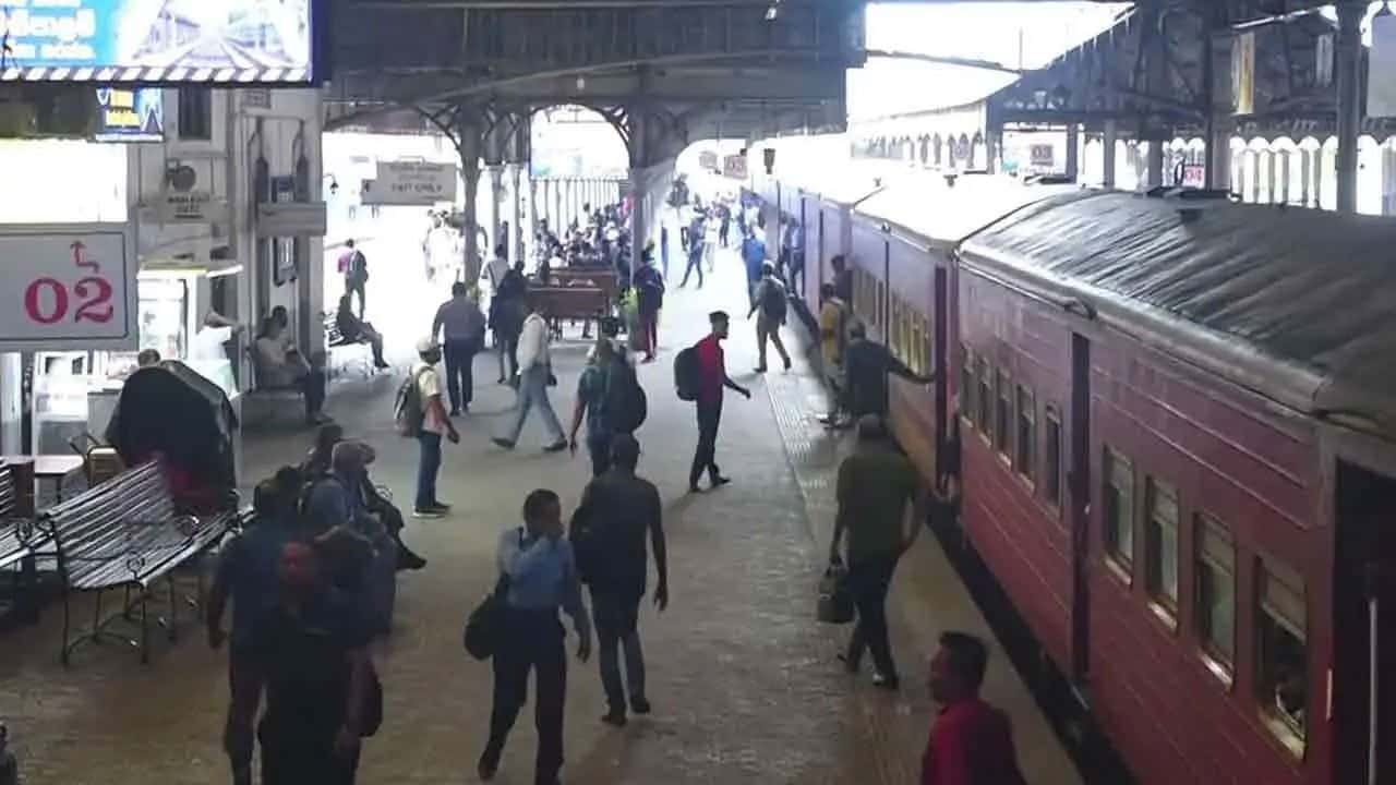 48-hour railway strike to end at midnight