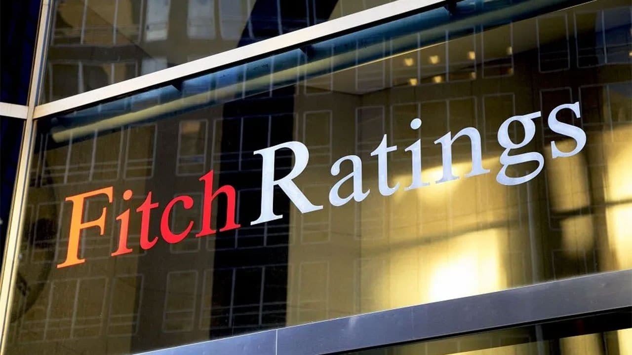 Fitch upgrades Sri Lanka's rating to 'B-'