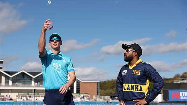 England elect to bat first against Sri Lanka in opening ODI at Durham