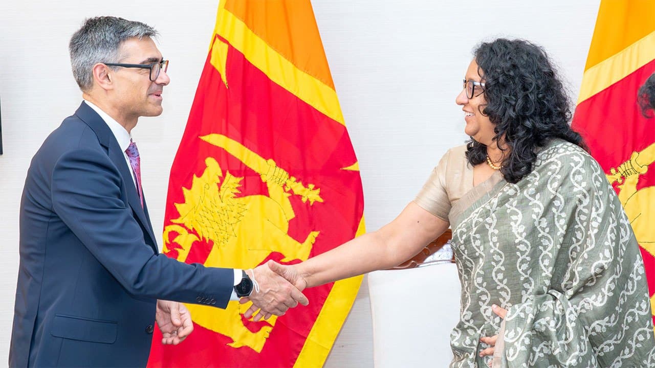 PM meets IMF delegation, discuss Sri Lanka’s move towards sustained growth
