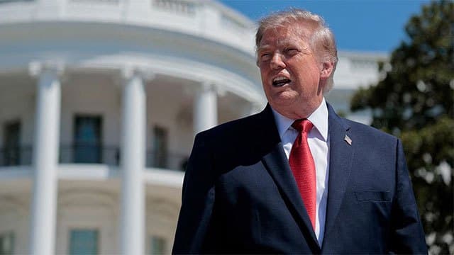Judge blocks Trump's White House media ban, orders access to be restored