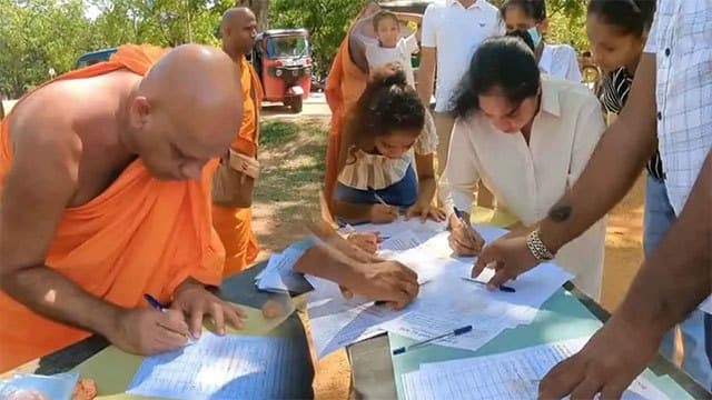 Signature campaign launched seeking presidential pardon for Gnanasara Thero