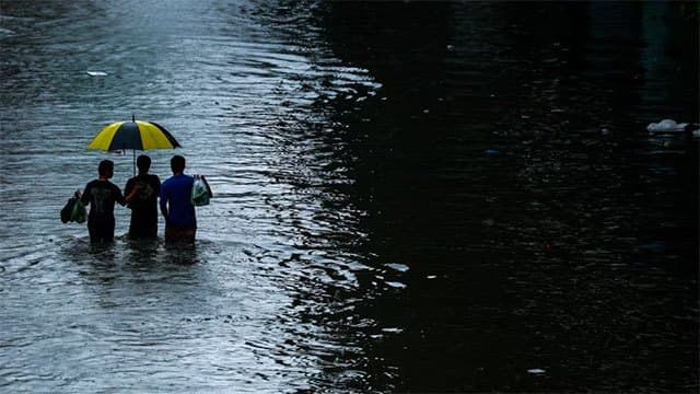 Thai capital Bangkok declared disaster zone amid widespread flooding