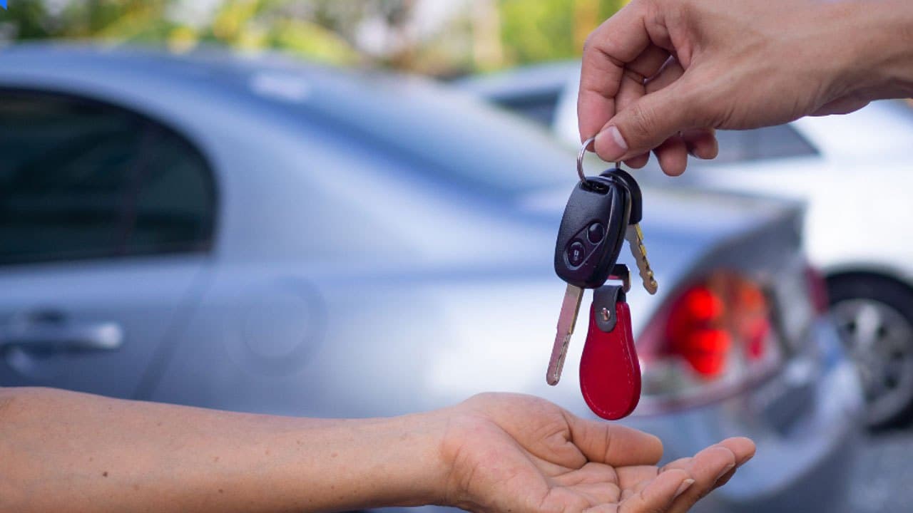 Sri Lanka Police issue clarification regarding intervening during vehicle repossession