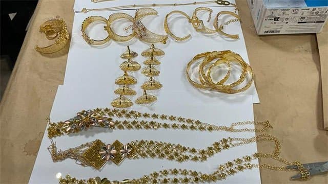 Businessman arrested with gold jewellery worth over Rs. 36.5 million at BIA