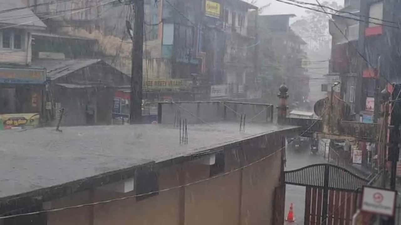 Police urge drivers to exercise extreme caution amid heavy rain