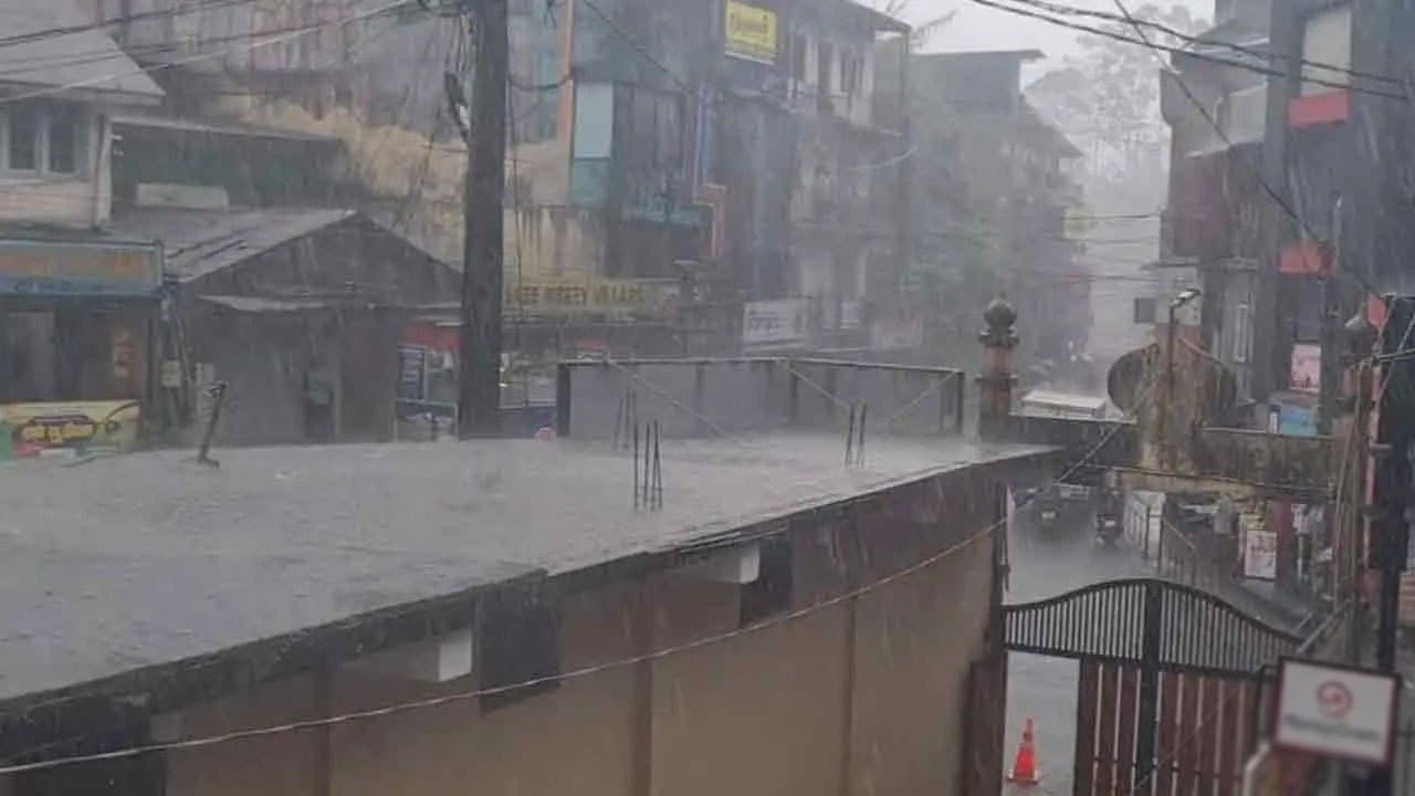 Police urge drivers to exercise extreme caution amid heavy rain