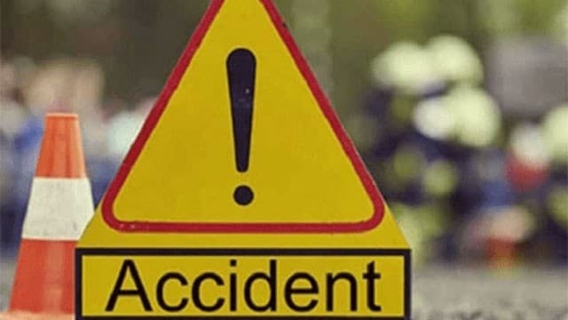 14 injured after bus traveling to Anuradhapura involved in accident in Galkulama