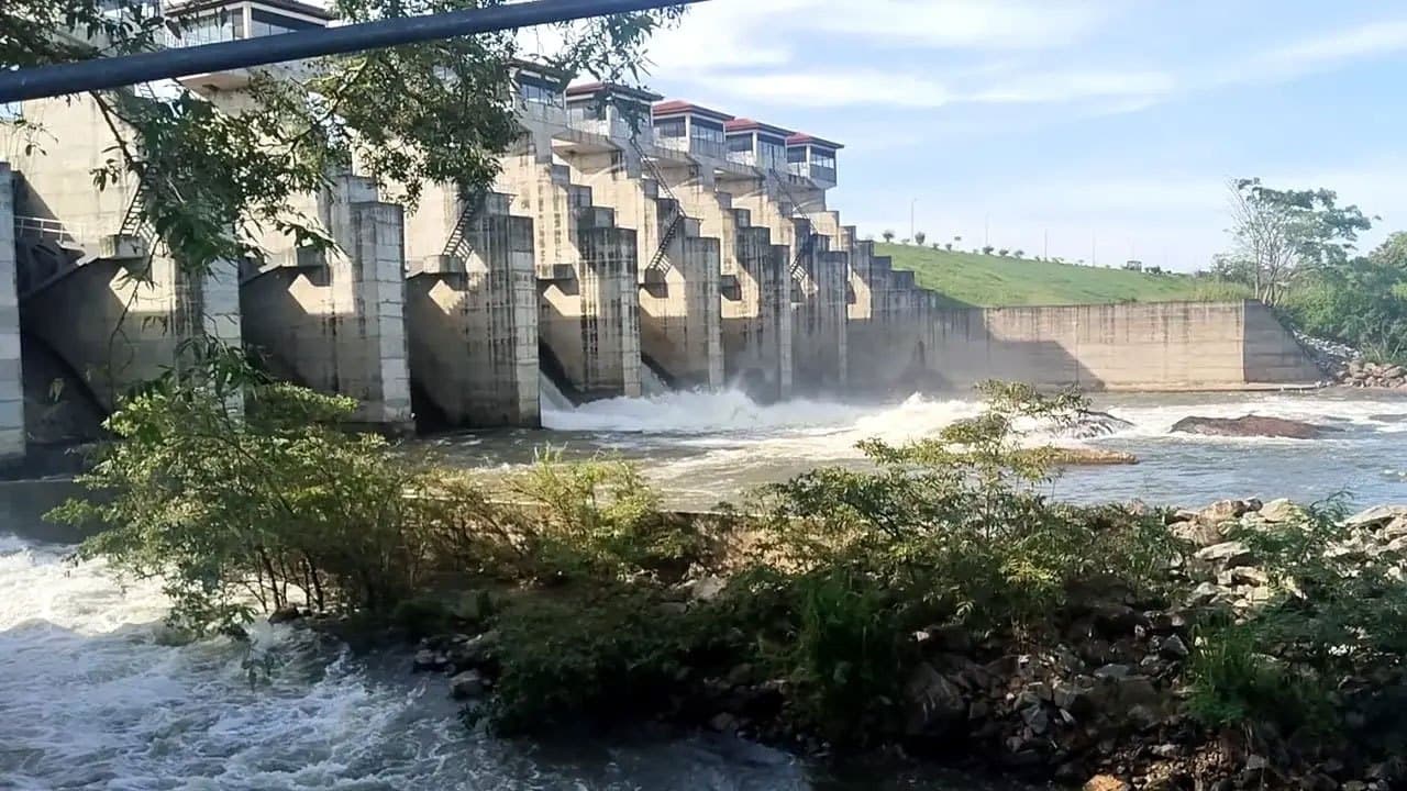 Spill gates of several reservoirs opened amid rising water levels