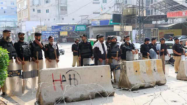 Imran Khan's party's provincial government suspended by Pakistan president