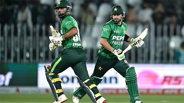 Maaz Sadaqat powers Pakistan to 215 against Sri Lanka