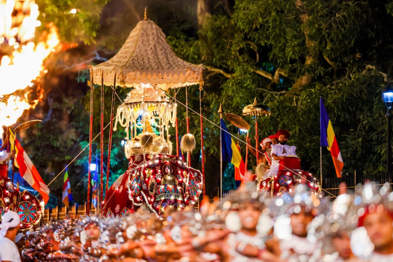 President joins historic Randoli Perahera…