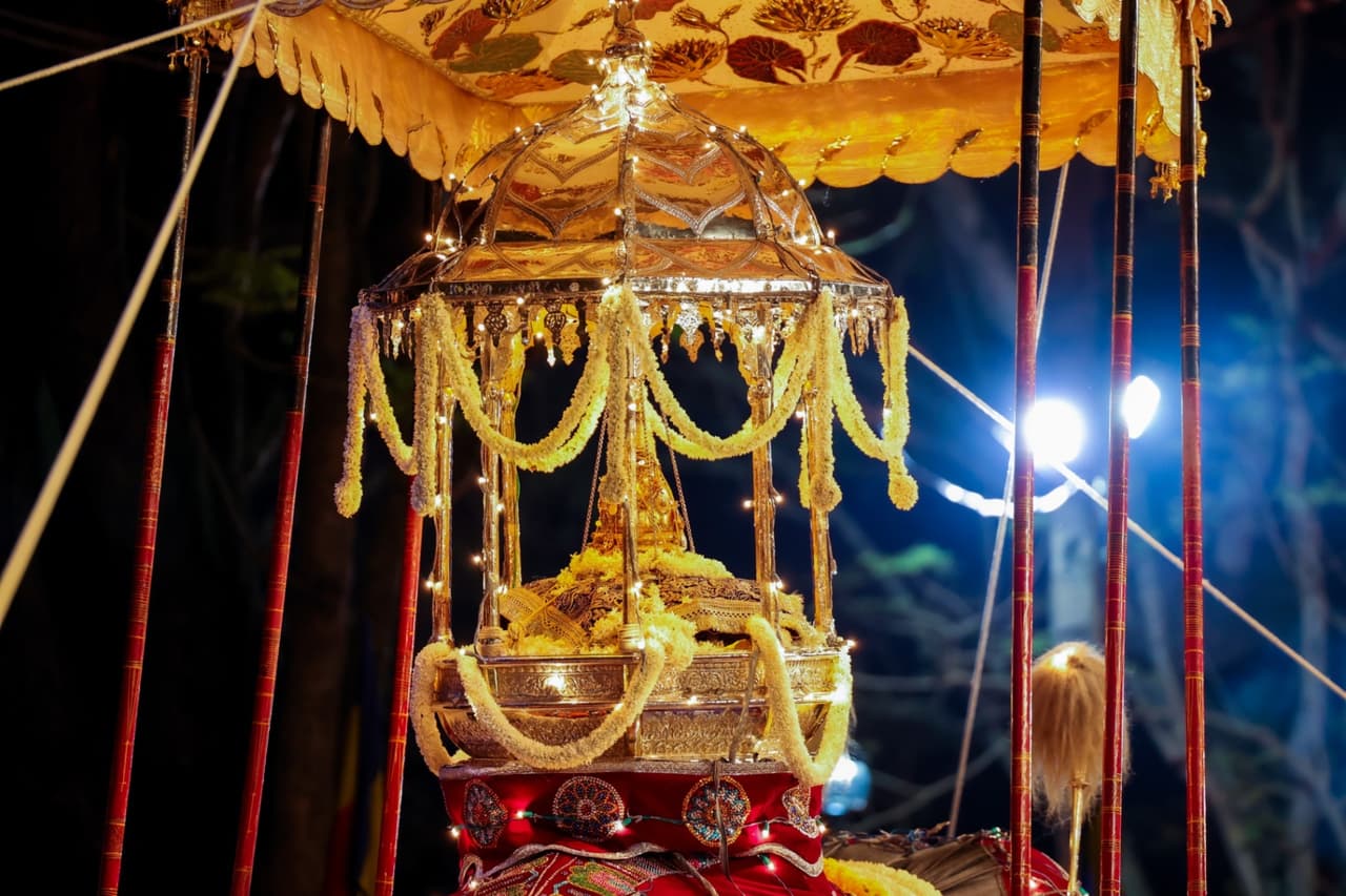 President joins historic Randoli Perahera…