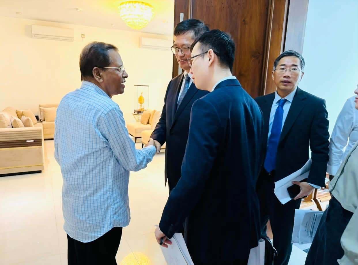 New Chinese envoy meets ex-President Maithripala...