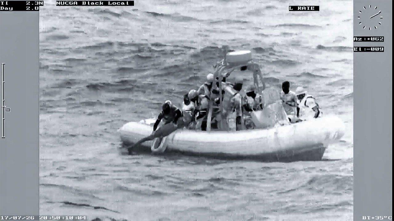 Navy rescues fisherman off Pothuvil…