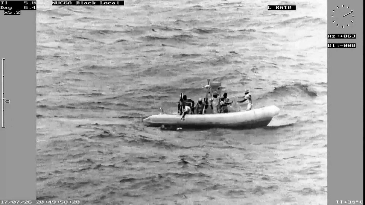 Navy rescues fisherman off Pothuvil…