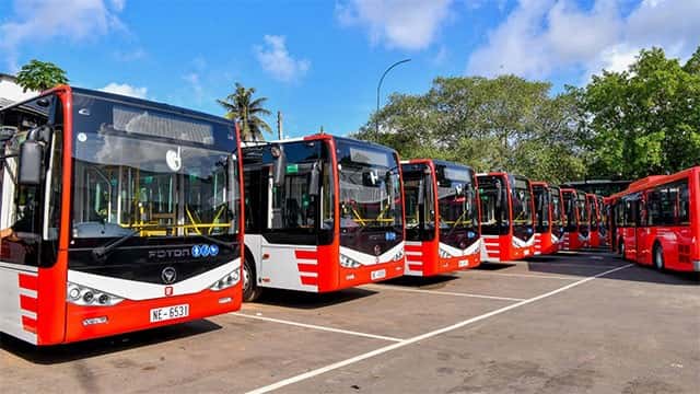 New Metro buses deployed to ease Colombo traffic...