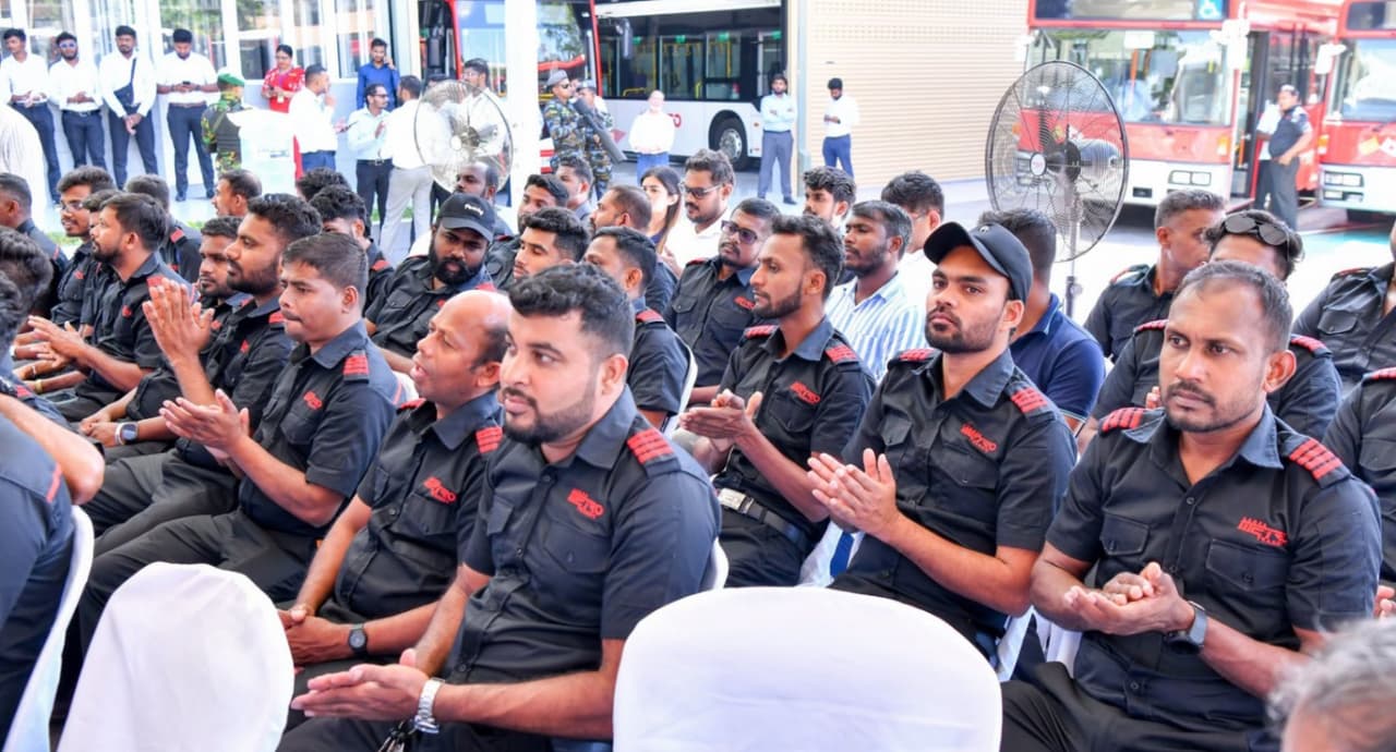 New Metro buses deployed to ease Colombo traffic...